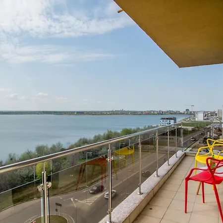 Bella Vista Summerland Apartment *