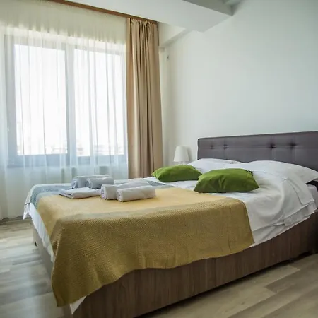 Bella Vista Summerland Apartment