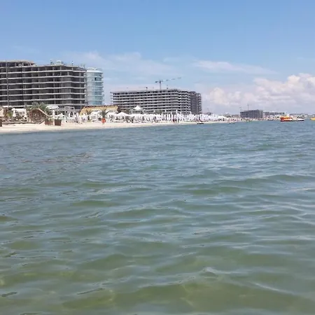 Bella Vista Summerland *