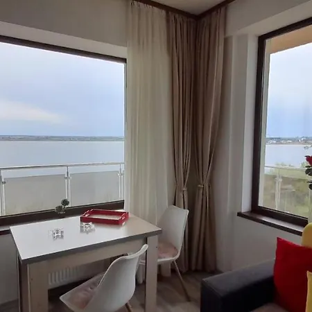 Bella Vista Summerland Apartment