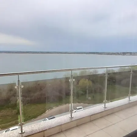 Bella Vista Summerland Lejlighed Mamaia