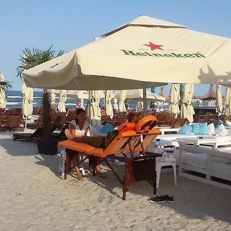 Bella Vista Summerland *